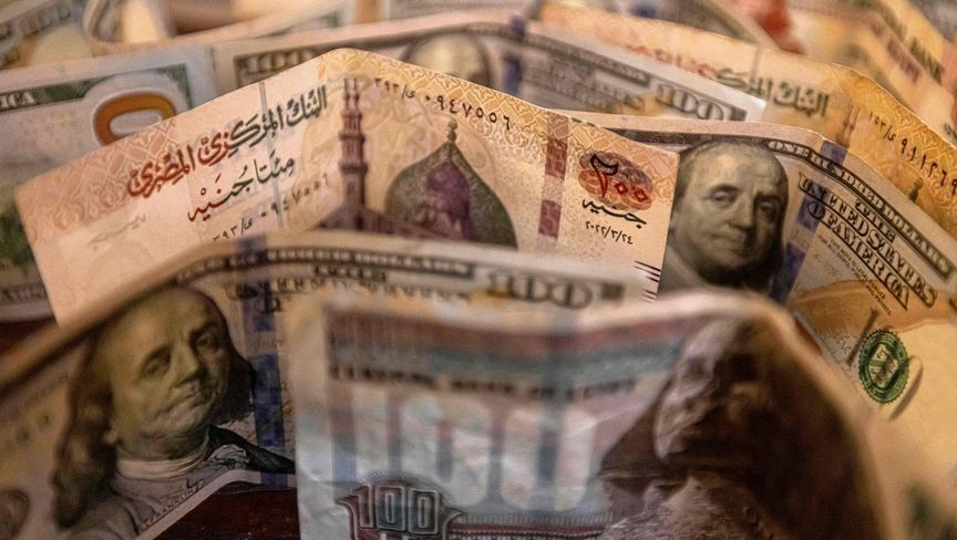 الأجانب يحولون بوصلة استثماراتهم في مصر نحو السندات مع ترقب خفض الفائدة