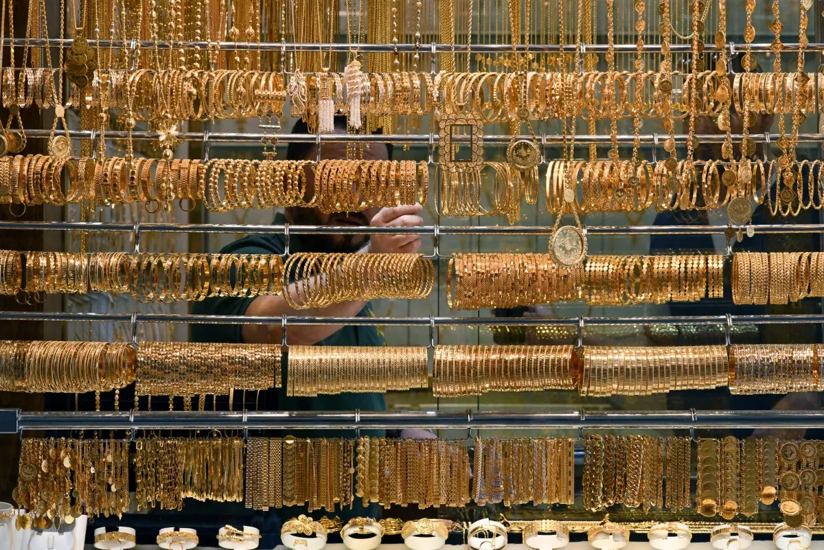 الذهب إلى أدنى مستوى في 3 أسابيع مع تقدم المحادثات التجارية بين أميركا والصين