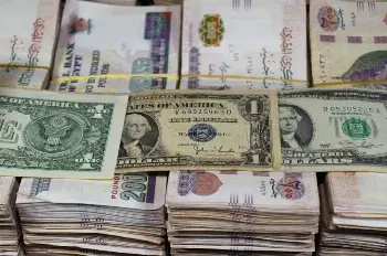 سعر الدولار مقابل الجنيه المصري اليوم الأحد 1 مارس 2026.. كيف تأثر بالحرب؟