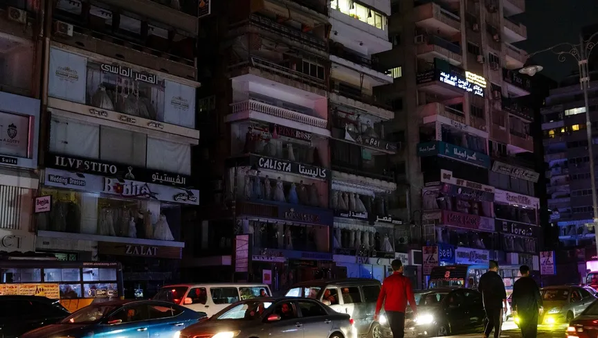 القاهرة تستعيد سهراتها بعد شهر من الهدوء الكئيب