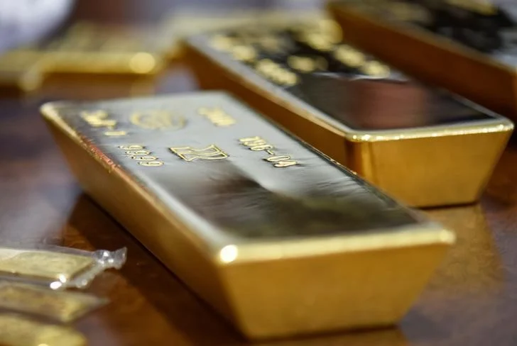 توقعات جنونية من بنوك الاستثمار لمسار الذهب: هل يمكن أن يصل لـ 8,000$؟