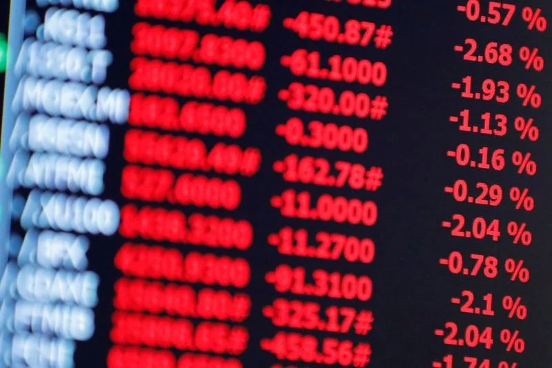 عاجل: انهيار جماعي للمؤشرات الأمريكية والذهب وارتفاع عوائد السندات بعد صدمة التضخم